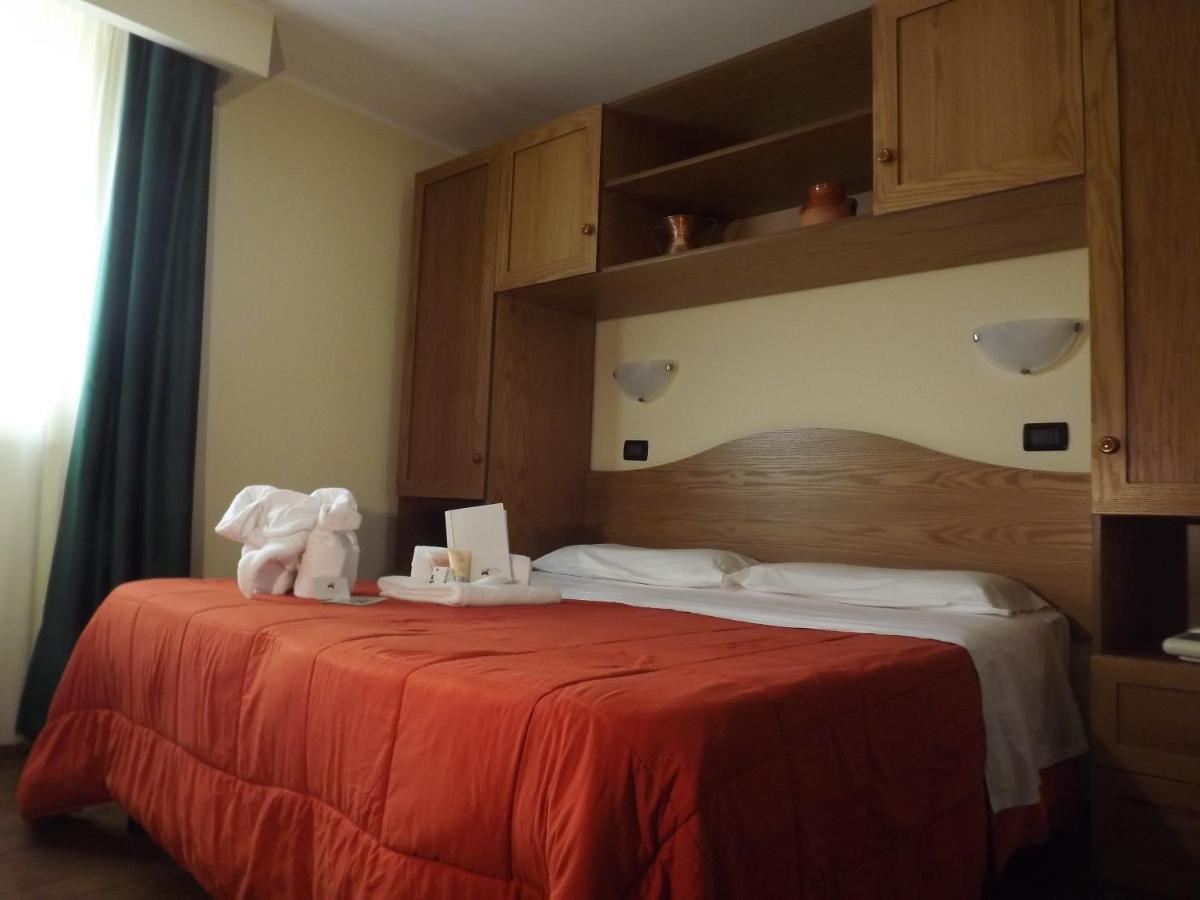 Club Hotel Kristiania San Massimo  Buitenkant foto